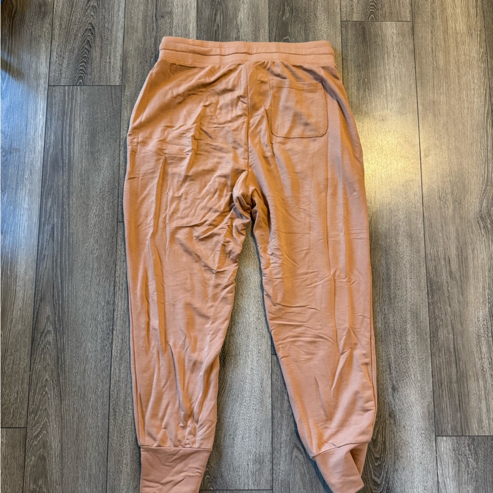 Fabletics joggers - Picture 3 of 3